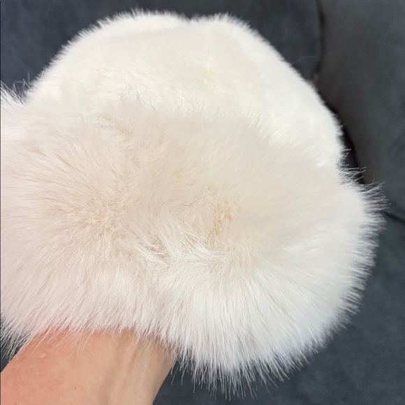 NEW: Thick Warm Fuzzy Bucket Fisherman Hat, Winter Basin Hats For Women - Picture 2 of 7